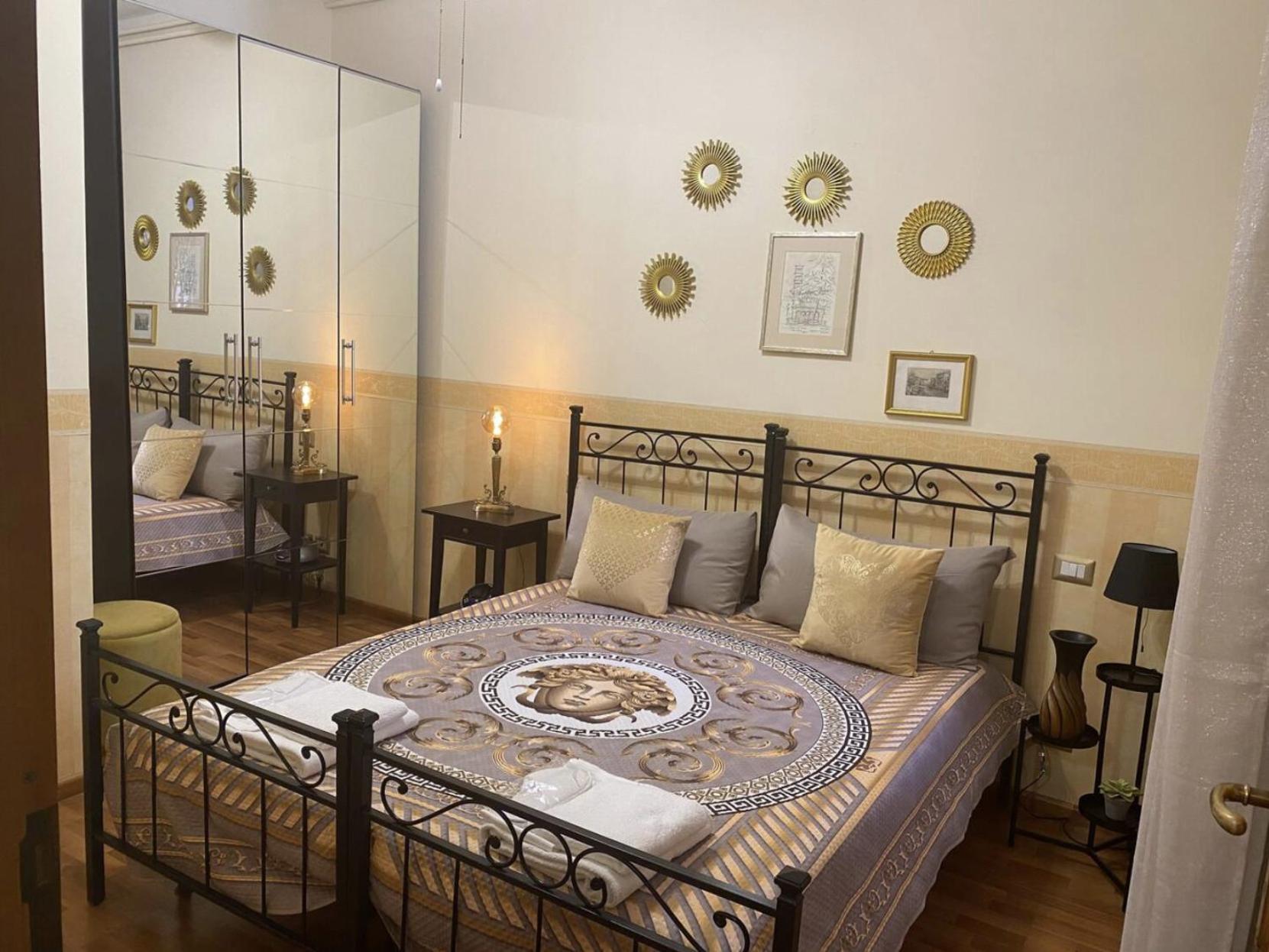 Apartamento Domus Annia Guest House, The Amazing Colosseum Roma